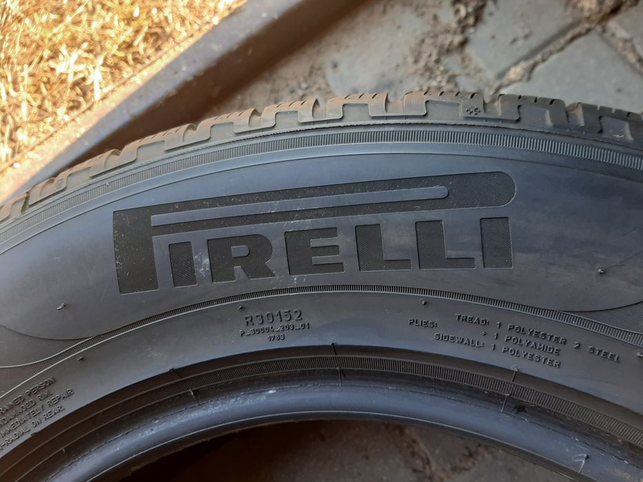 2x Opony zimowe 215/65R17 Pirelli Scorpio Winter