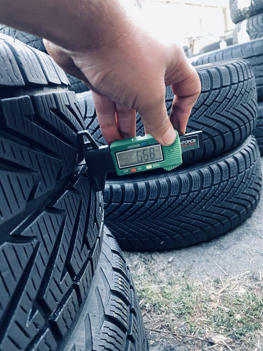 235 60 17 Vredestein Xtreme S 90% 2024 Шини Зима