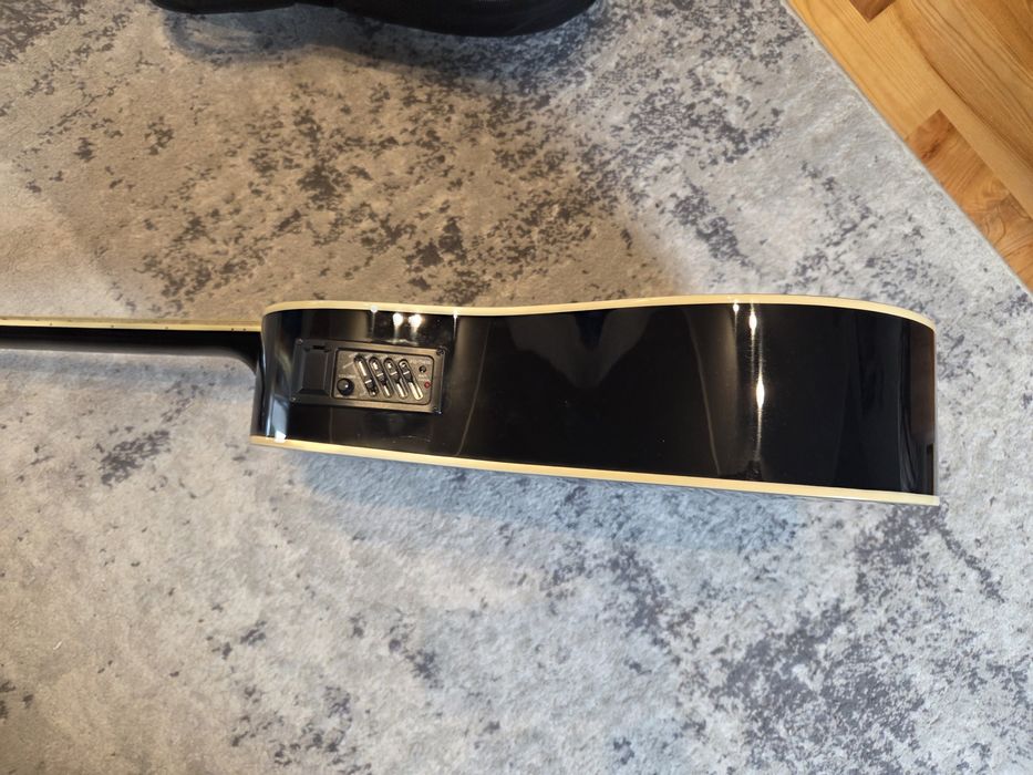 Czarna Gitara akustyk Harley Benton