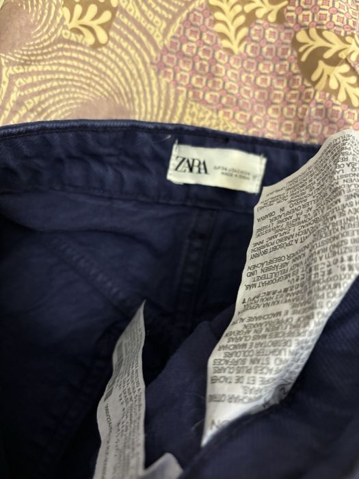 Nowe atramentowe spodnie jeansowe zara