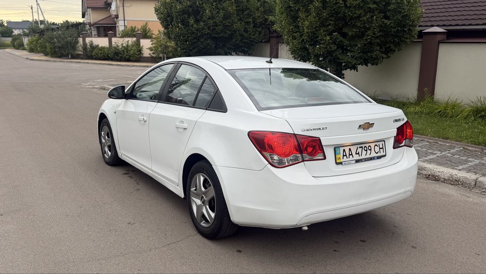 Шевроле Круз 1.8 gaz4 avtomat