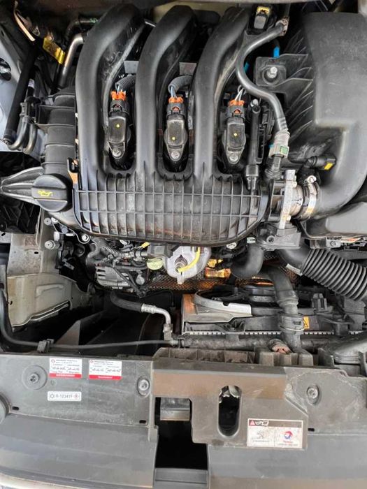 Peugeot 208 (2023) 1.2 PureTech Active – 1.º Dono | 4.5L/100km