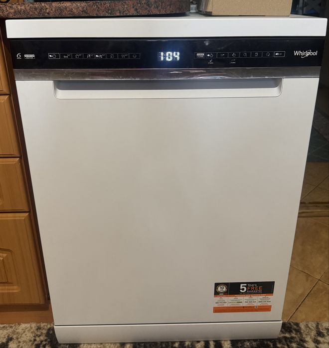 Посудомийна машина WhirlPool W7FHS31