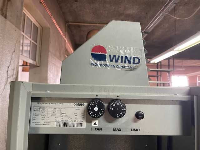 Gerador de ar quente a gasóleo da marca WIND modelo WD-30