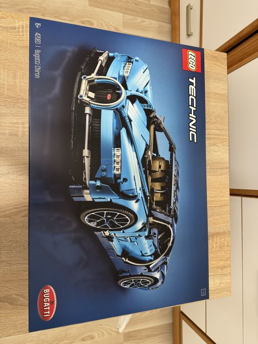 LEGO TECHNIC 42083 Bugatti Chiron NOWY Zaplombowany