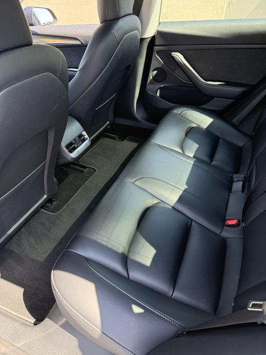 Tesla model3 long range tracçao traseira