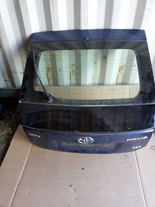 TOYOTA PRIUS III 09-15 klapa tył kompletna kolor 8T5 kamera