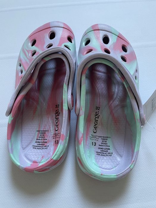 32 George kolorowe klapki sandały tie die tęczowe rainbow gumowe UK