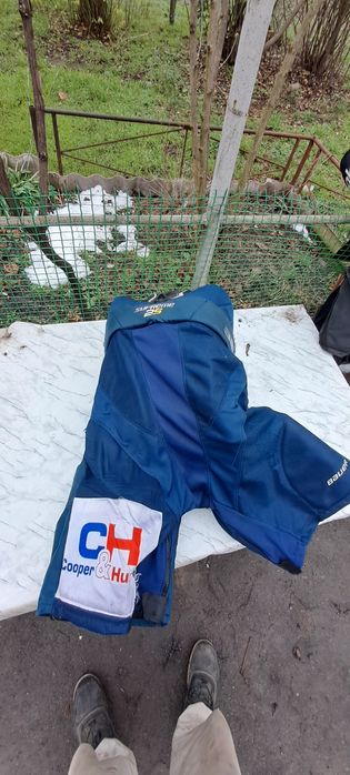 Продам хоккейную форму