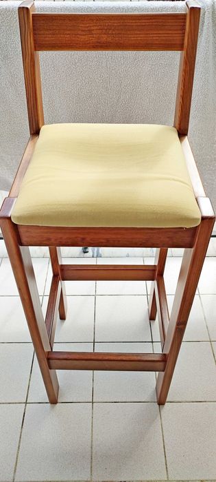 Cadeira de bar, madeira