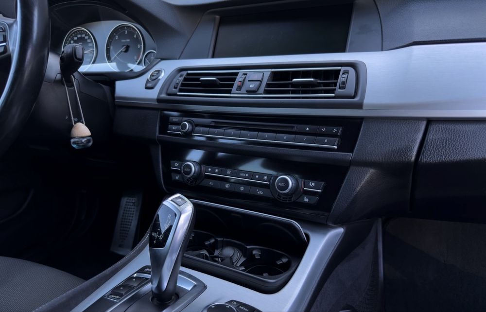 BMW 525d Touring Pack M Original — photo 3