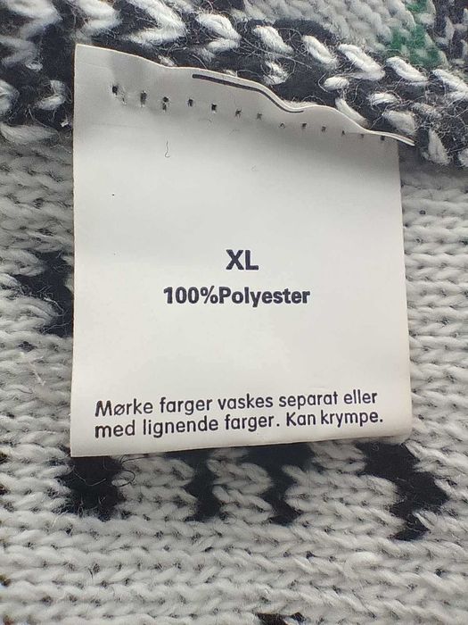 Sweter damski ciepły świąteczny czarny we wzory, Nille XL