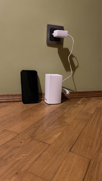 Продам WiFi-система LINKSYS VELOP VLP0103 AC1200, MESH, 2xGE WAN/LAN