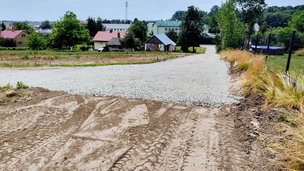 Idealne Działki Pod Dom w Roźwienicy – 4 Działki, Pełna Infrastruktura, Nowa Droga, Piękna Okolica, Światłowód, Park Las - Widok 3