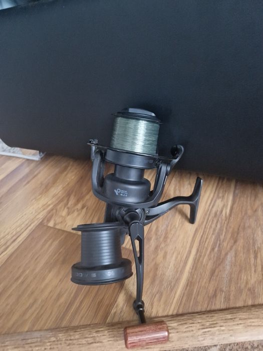 Kołowrotek karpiowy firmy dam quick shadow 5 8000 sls