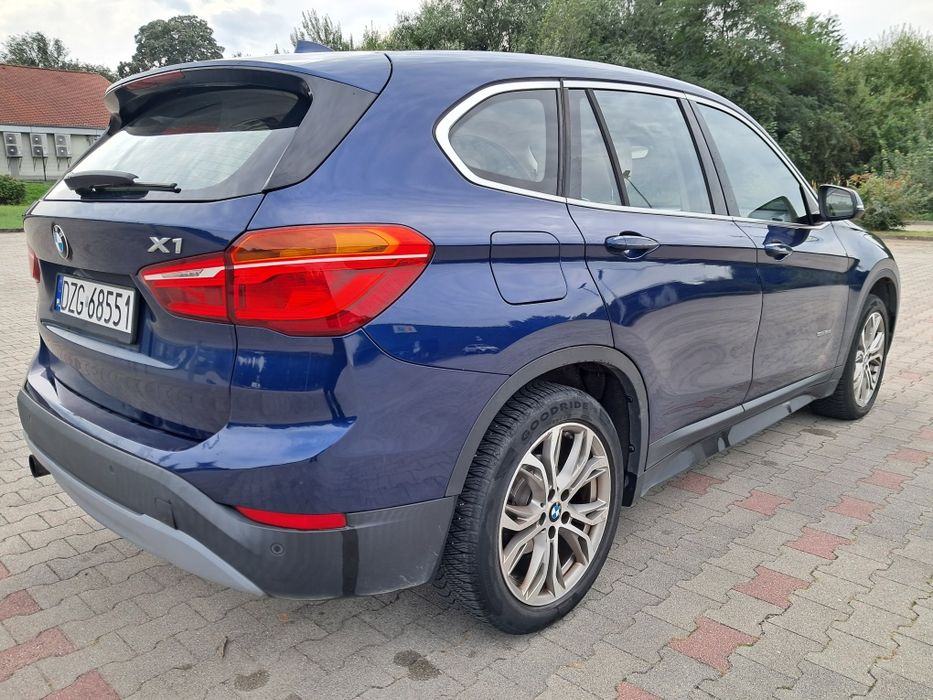 Zamienie lub sprzedam Bmw x1 xline jasny srodek panorama serwis head up , ambiente , mpakiet , full led , tryb sport
