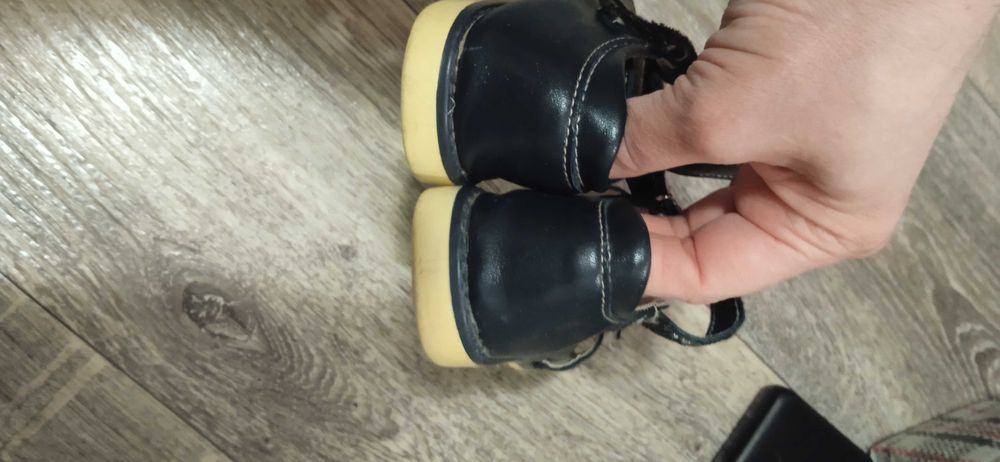 босоніжки для дівчинки  25розмір