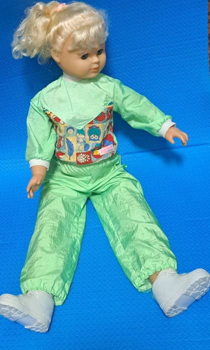 Кукла шагающая из 90-хя