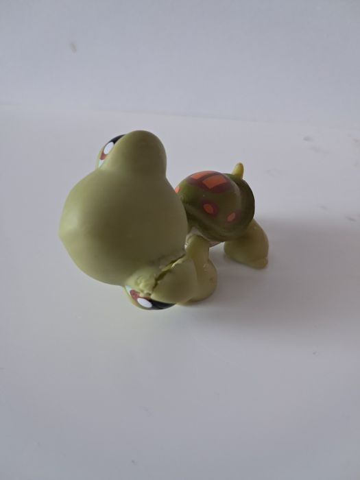 Littlest pet shop lps