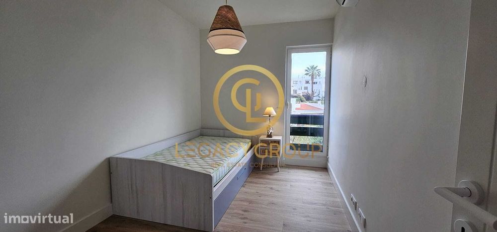 Apartamento Duplex T3 Renovado em Vilamoura
