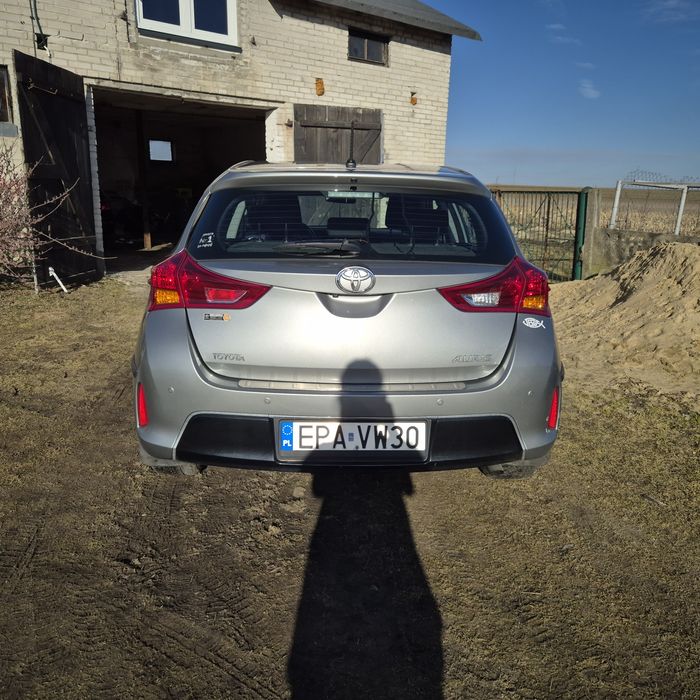 Toyota Auris 1.4 2015 r.