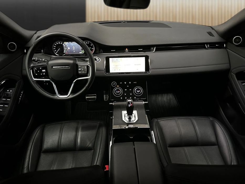 Land Rover Range Rover Evoque P300e R-Dynamic SE