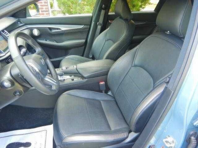 2023 Infiniti QX55 Essential