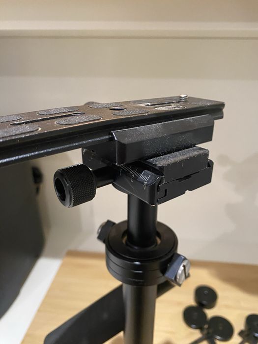Estabilizador mecânico universal - Steadicam