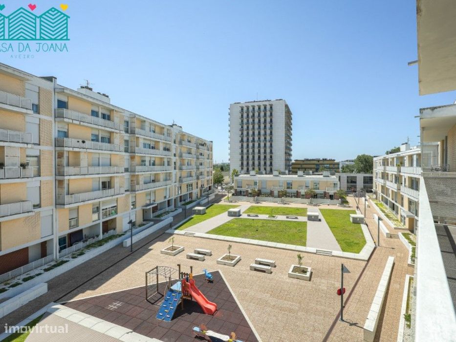 Quarto privativo em Aveiro