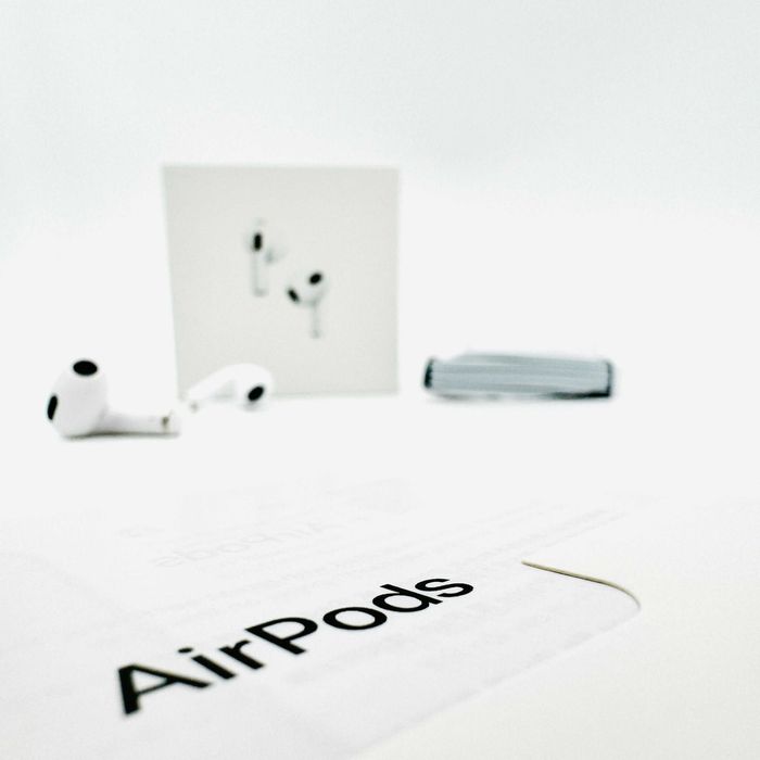 Apple AirPods 3 Airoha 2026 • Бездротові навушники • Чехол у комплекті