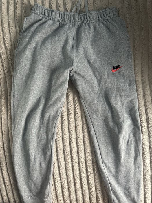 Spodnie dresowe nike
