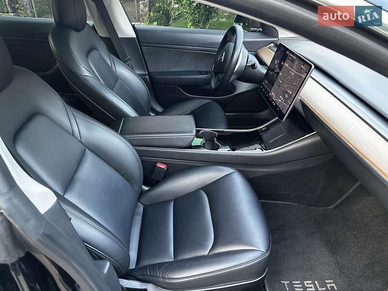 Tesla Model 3 2020 Standart Range Plus