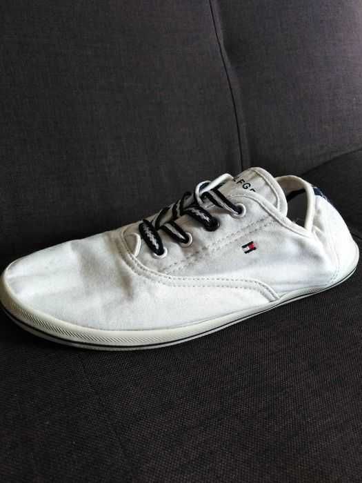 Tommy Hilfiger. Trampki damskie.