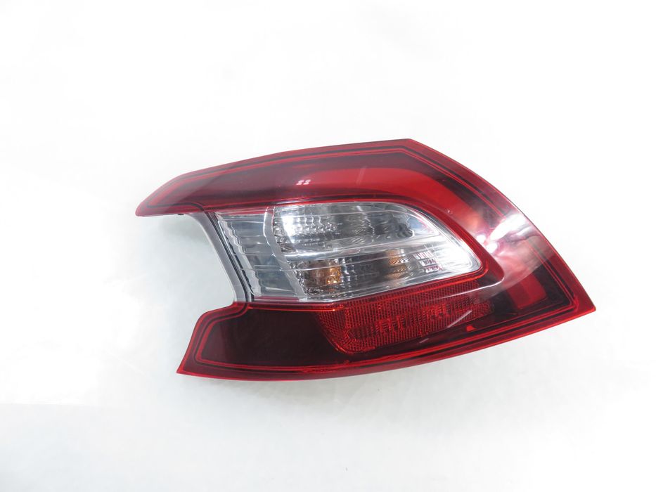 Lampa Lewa Tylna Peugeot 308 II