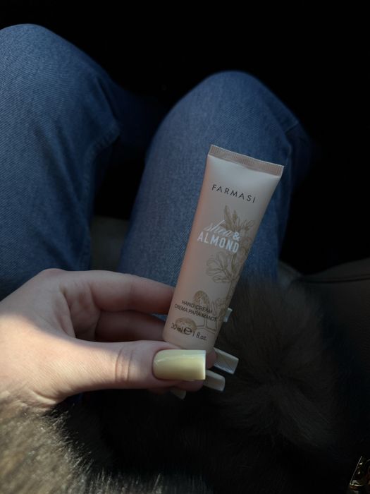 Крем для рук Shea & Almond