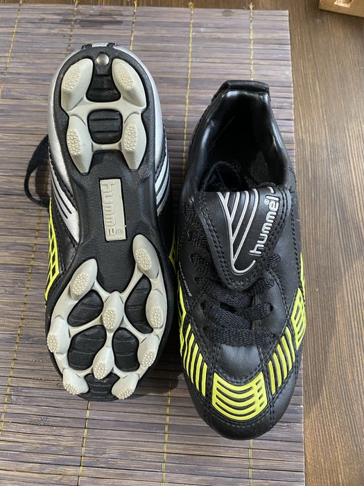 Бутси дитячі 28 розмір