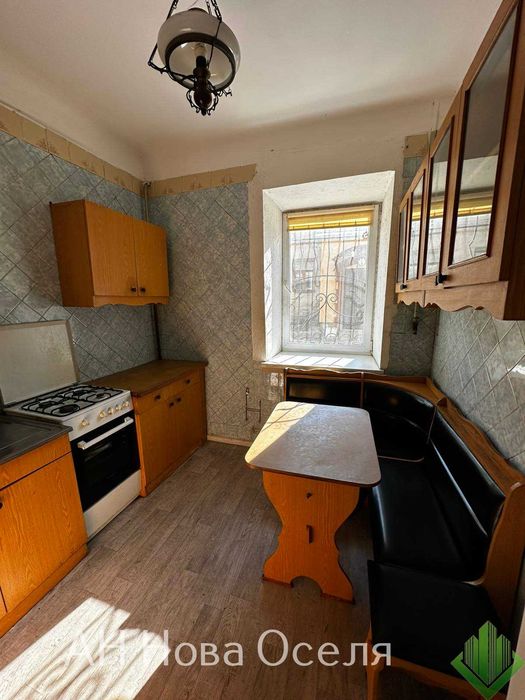 Продам 2 кім. квартиру , р-н Ковалівка поряд з парком