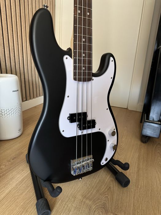 Fender Precision Bass