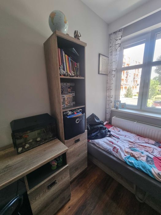 Szafka z regałem