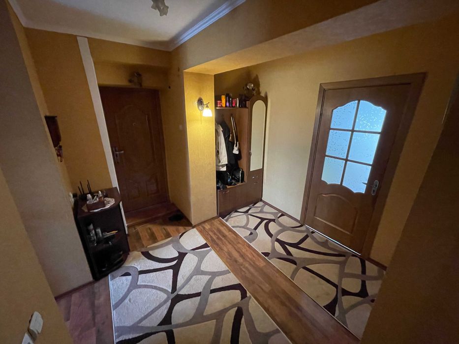 Продам 3 кімнатну квартиру 73 кв.м. м. Новояворівськ!