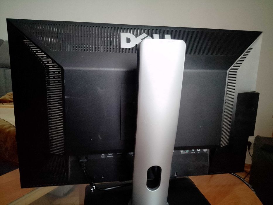 DELL 24" U2410f 1920x1200 16:10