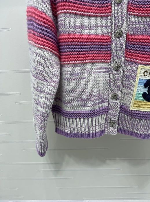 Chanel wełniany kardigan w paski z logo