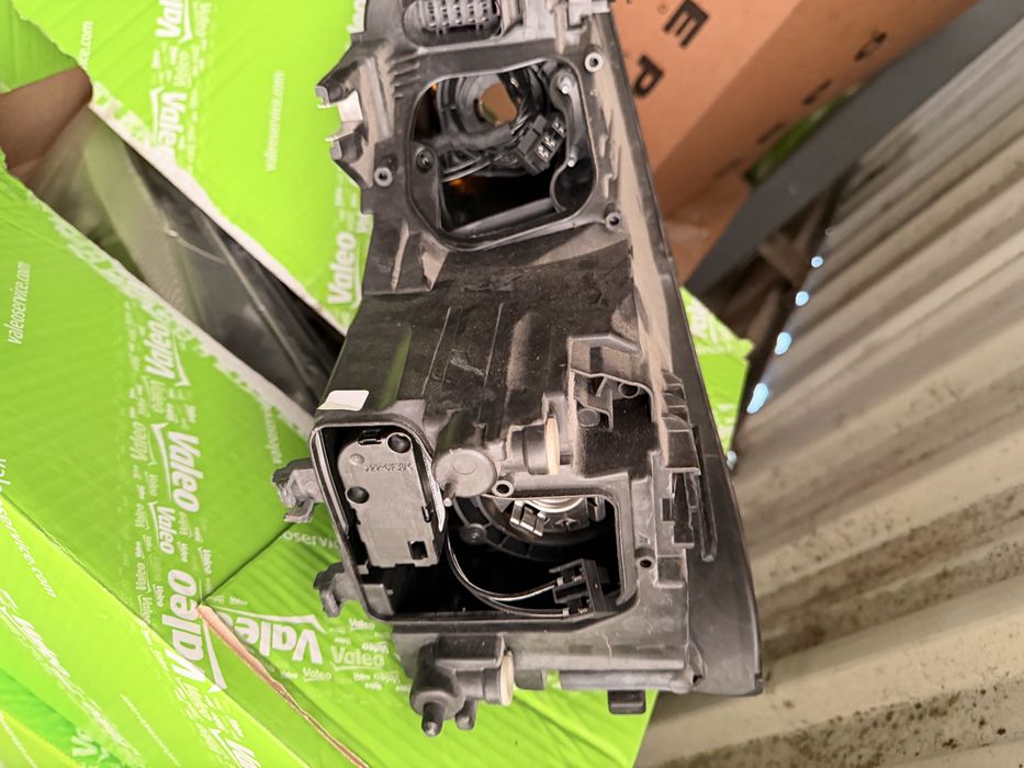 Farol direito Audi A1 8X