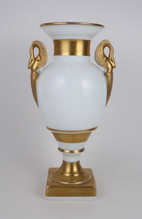 Jarra em porcelana de Baudour