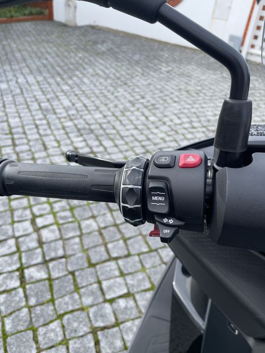 BMW C400GT Triple Black – Impecável – Muitos Extras