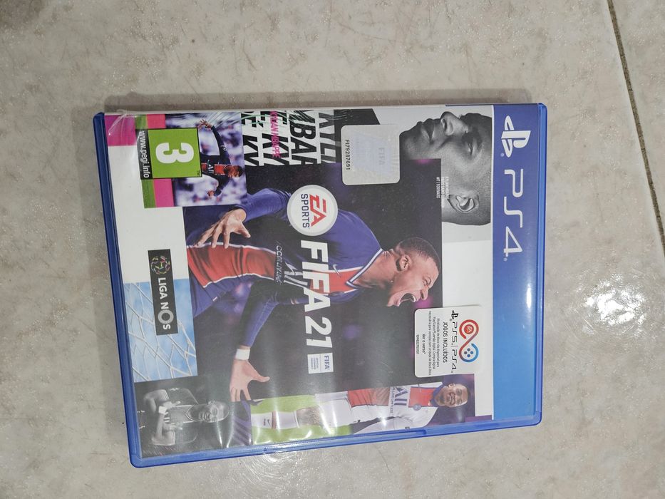 Jogo FIFA 21 PS4
