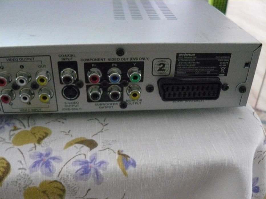 Amplituner Universum kina domowego z pilotem z rds