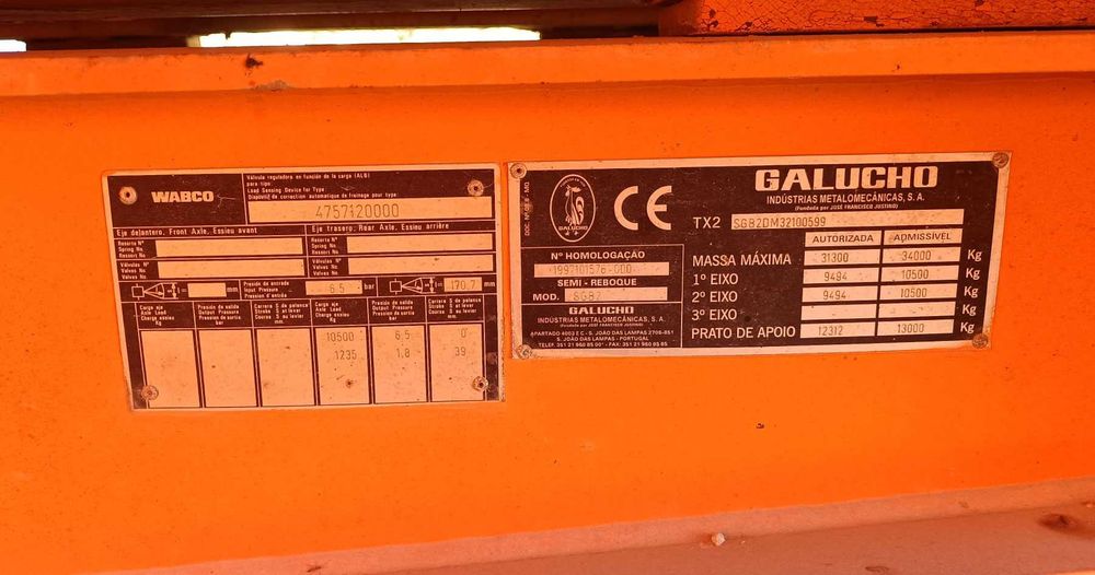 Semi reboque basculante