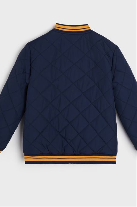 Куртка бомбер  8-9 років 134 см.