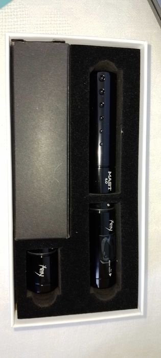 Машинка беспроводная для татуажа